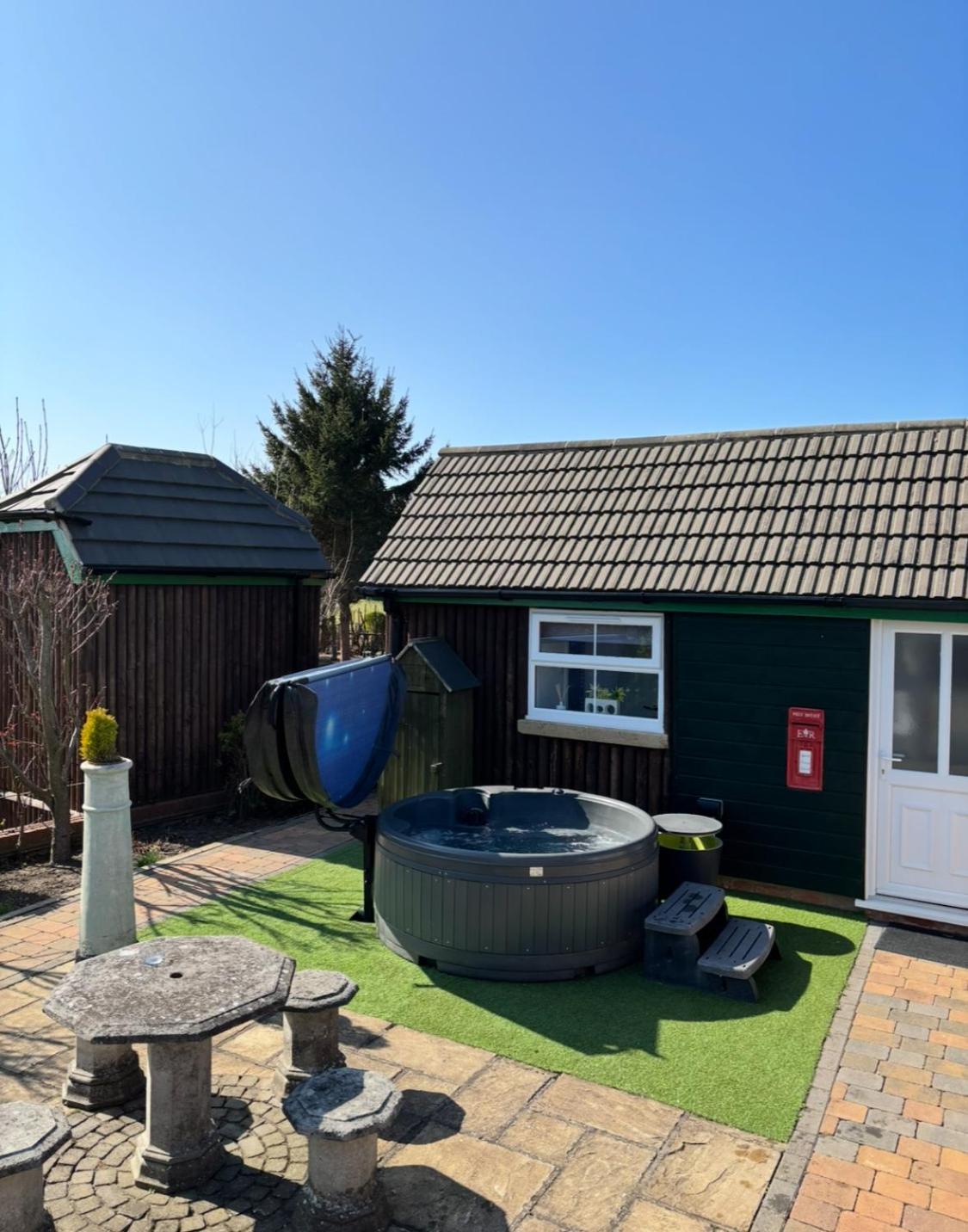 Lincoln Holiday Retreat Little House With Private Hot Tub Esterno foto